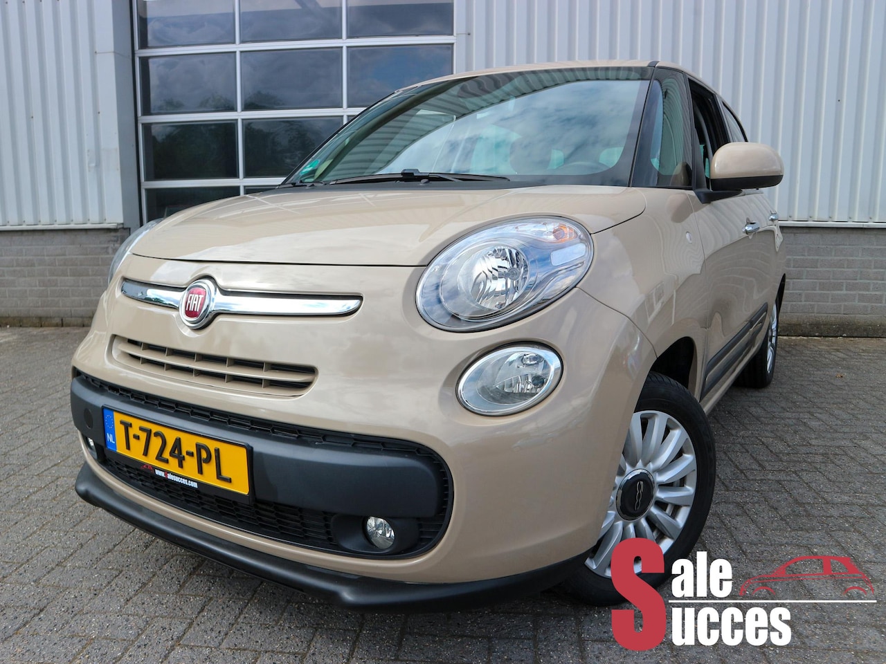 Fiat 500 L Living - 1.4 T-Jet Lounge 7p. 1.4 T-Jet Lounge 7p. - AutoWereld.nl