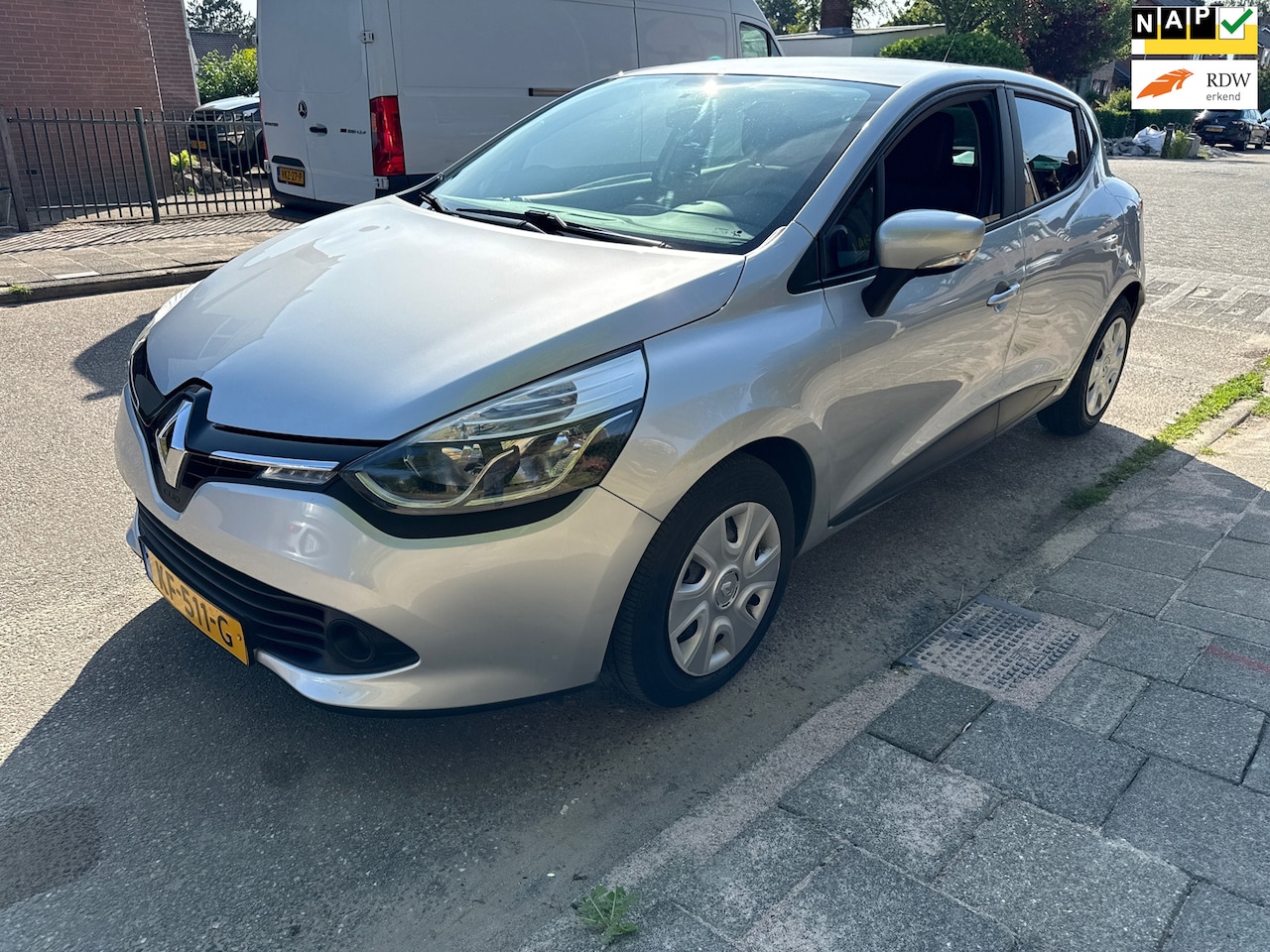 Renault Clio - 0.9 TCe Eco2 Expression 0.9 TCe Eco2 Expression - AutoWereld.nl