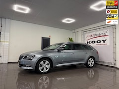 Skoda Superb Combi - 1.4 TSI ACT Ambition Business * Automaat / Panoramadak / Trekhaak / NL Auto