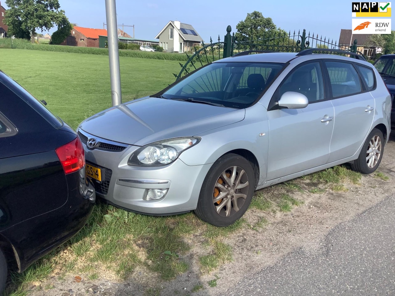 Hyundai i30 CW - 1.4i Blue Dynamic 1.4i Blue Dynamic - AutoWereld.nl