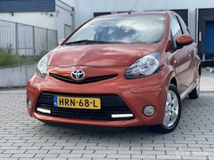 Toyota Aygo - 1.0-12V Airco, Elec Ramen, Alu , ORANGE EDITION