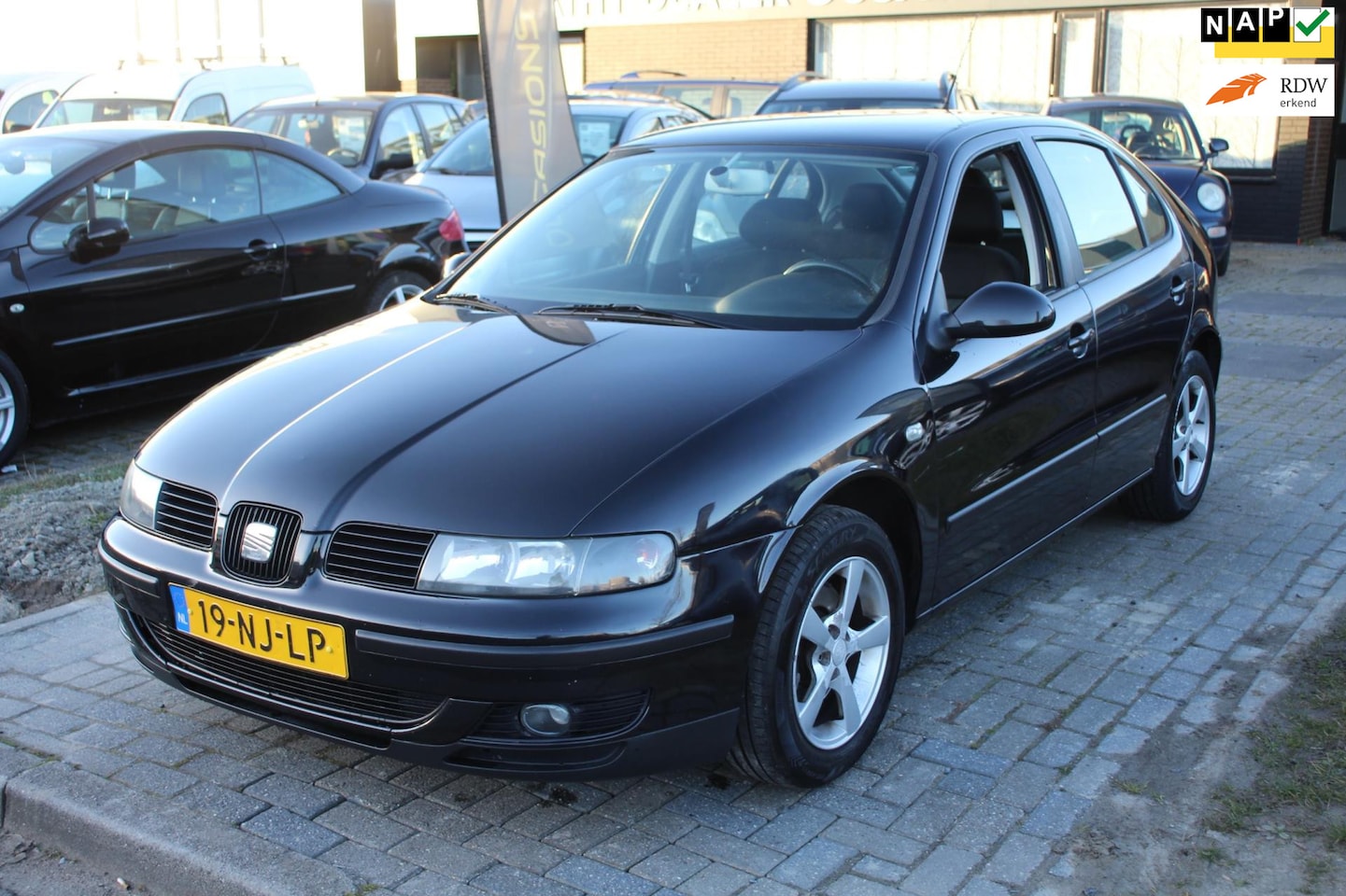 Seat Leon - 1.8-20V Sport 125PK! Climate Cruise LM-Velgen NAP APK - AutoWereld.nl