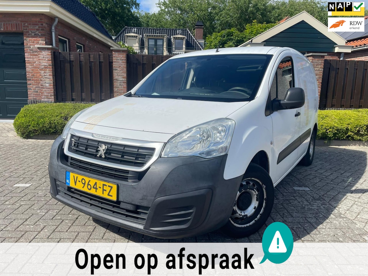 Peugeot Partner - 120 1.6 BlueHDi 75 L1 XR 120 1.6 BlueHDi 75 L1 XR - AutoWereld.nl