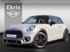 MINI Cooper - 1.5 17" LM JCW Track Spoke zwart / Connected Navigation Plus / John Cooper Works Trim Pakk