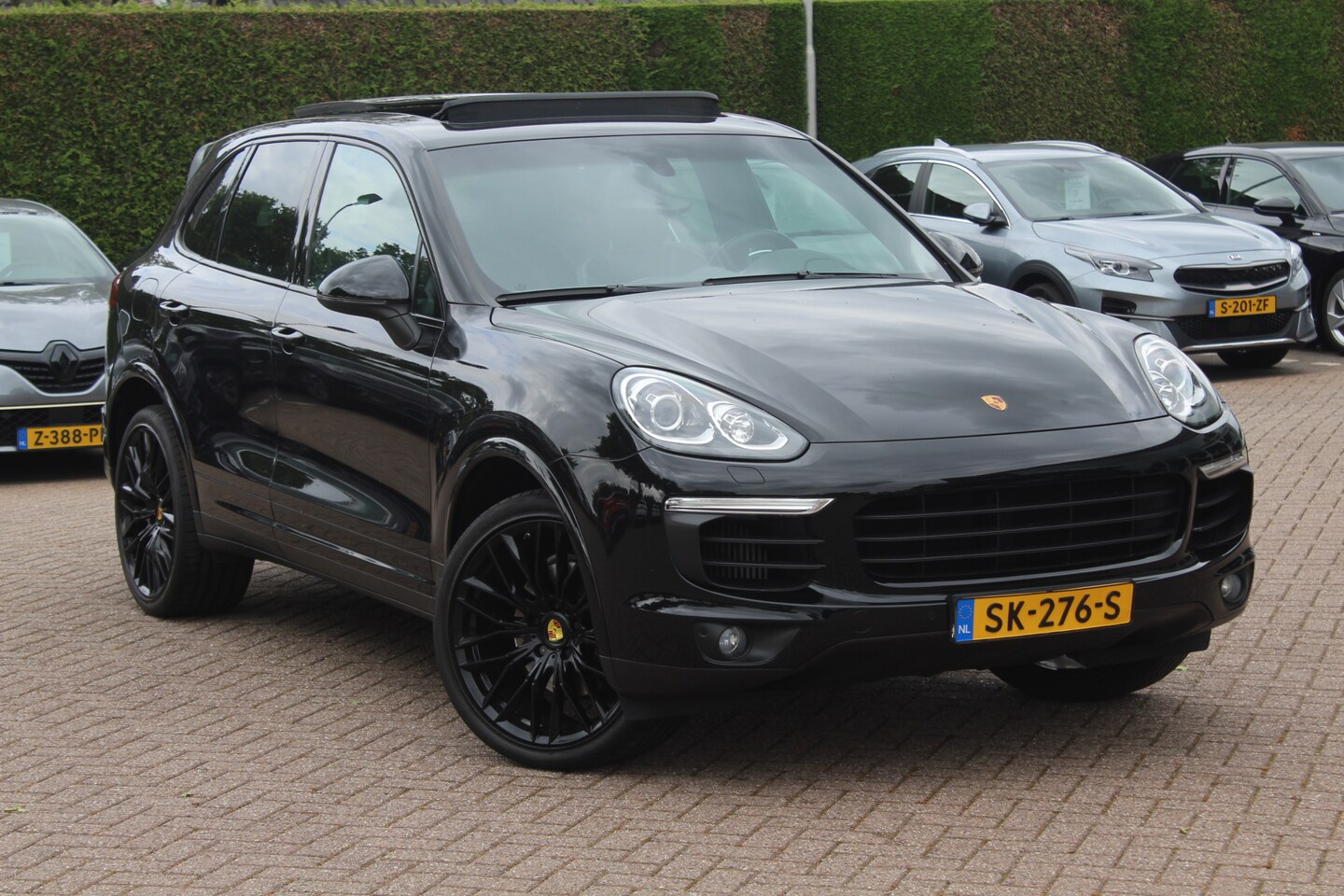 Porsche Cayenne - 3.0 D Platinum Edition / Trekhaak / Panoramadak / Camera / 20'' / Bose / Leder / Cruise Co - AutoWereld.nl