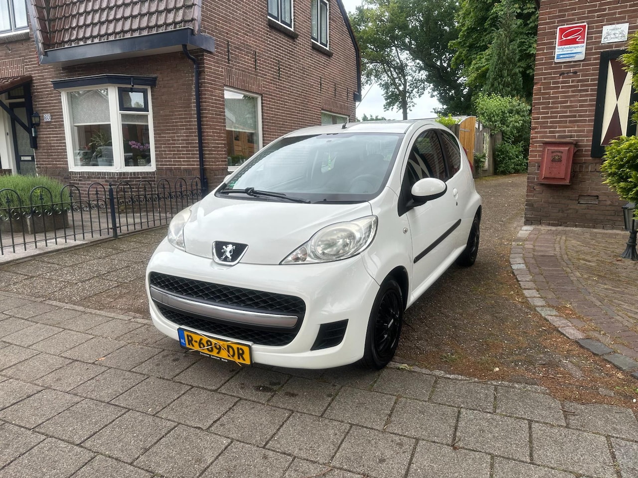 Peugeot 107 - 1.0-12V XS 1.0-12V XS - AutoWereld.nl
