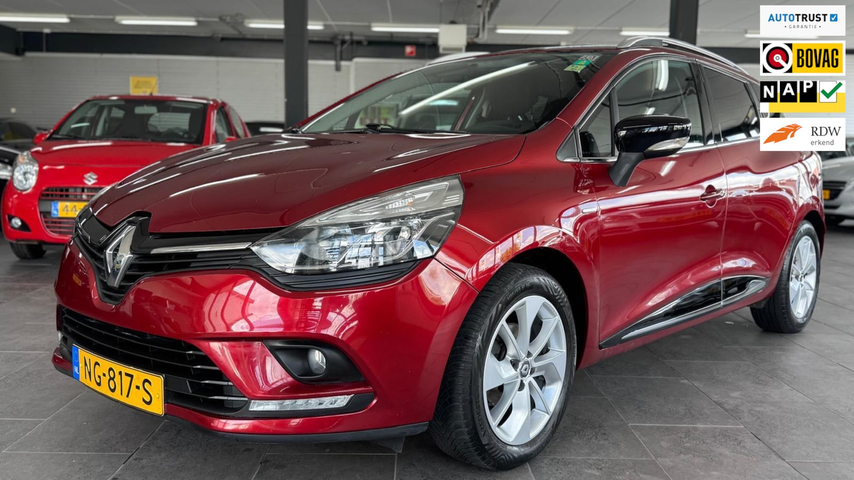 Renault Clio Estate - 0.9 TCe Limited navigatie airco cruise controle elektrische pakket parkeersensoren dealer - AutoWereld.nl