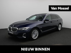 BMW 5-serie Touring - 530e xDrive High Executive | Achteruitrijcamera | Parkeersensoren | Lederen Bekleding | St