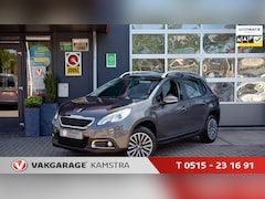 Peugeot 2008 - 1.2 PureTech Blue NAP Panodak/Navi/Airco/Cruise