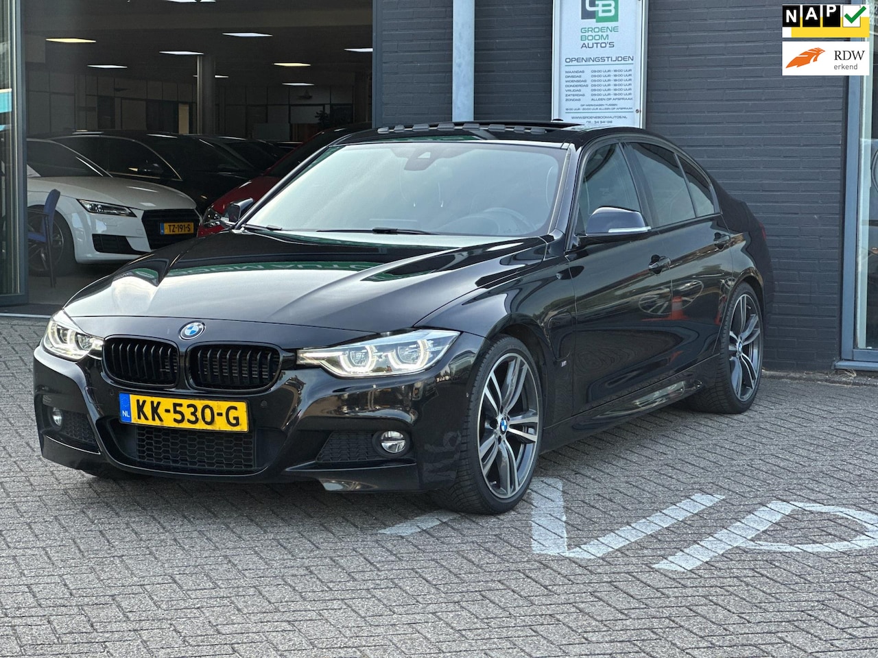 BMW 3-serie - 330e Centennial High Executive/M-PAKKET/PANO-DAK/CAMERA/NAVI/NL-AUTO NAP!! - AutoWereld.nl