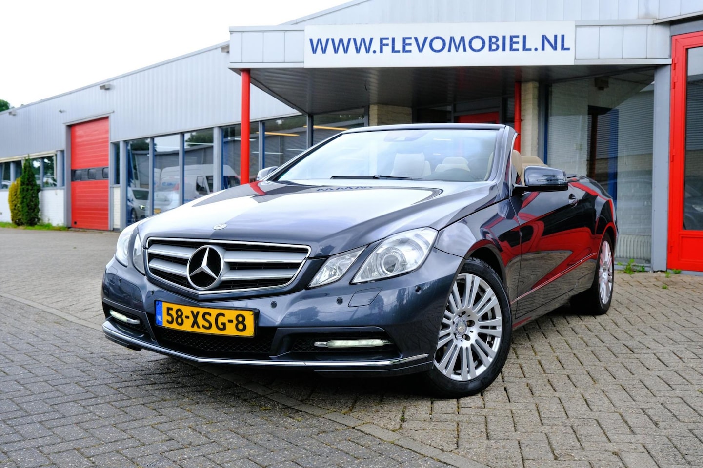 Mercedes-Benz E-klasse Cabrio - 200 CGI 184pk Avantgarde Aut. Leder|Airscarf|Xenon|Navi|LMV - AutoWereld.nl