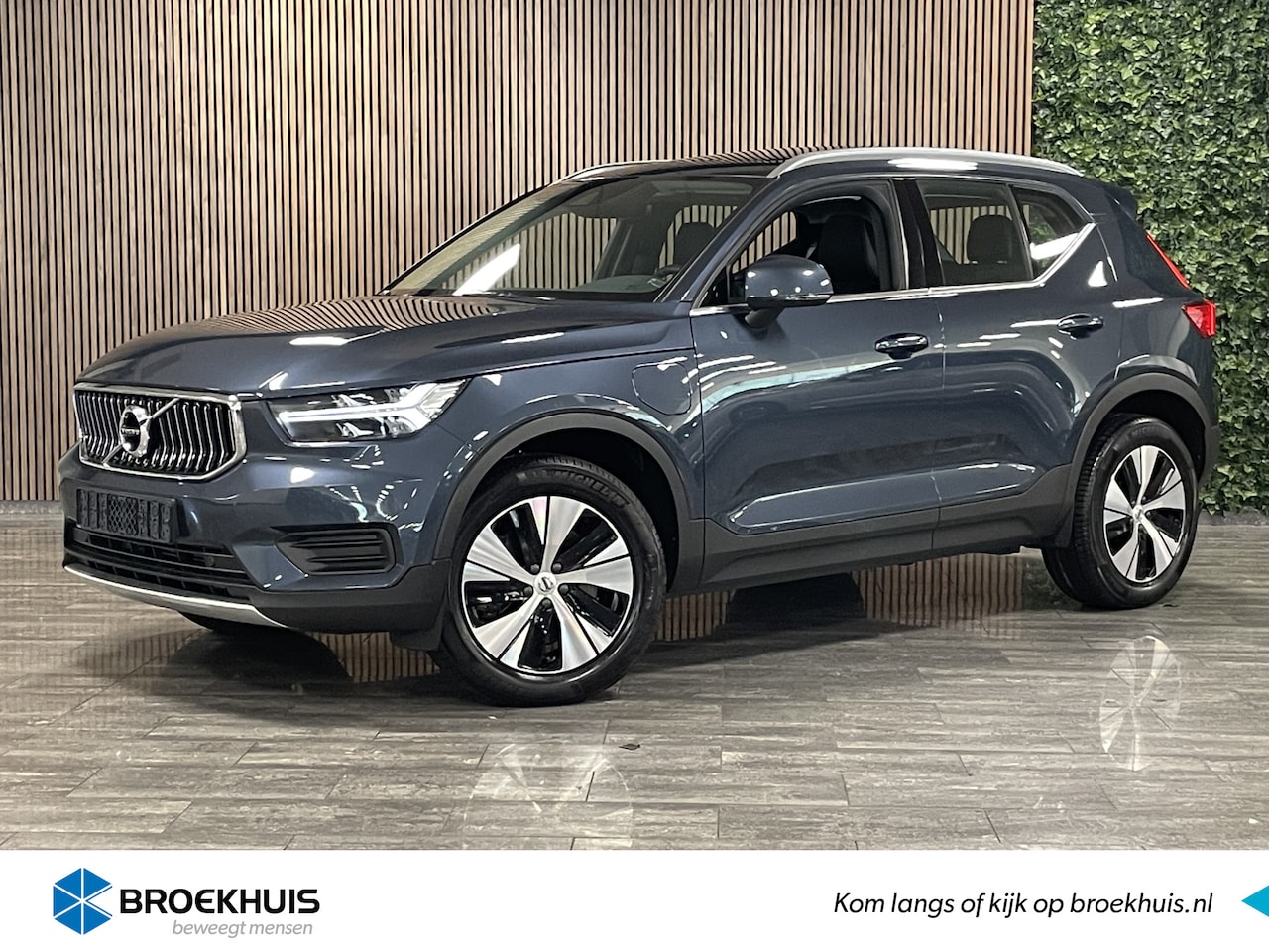 Volvo XC40 - T4 Recharge Inscription | Schuifdak | Harman Kardon | Stoel en Stuurwielverwarming | Parke - AutoWereld.nl