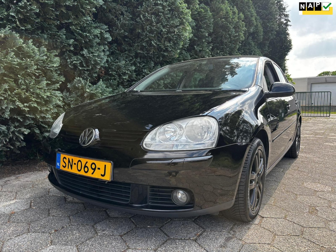 Volkswagen Golf - 1.4 | 5-Deurs | Stoelverwarming | Navi - AutoWereld.nl