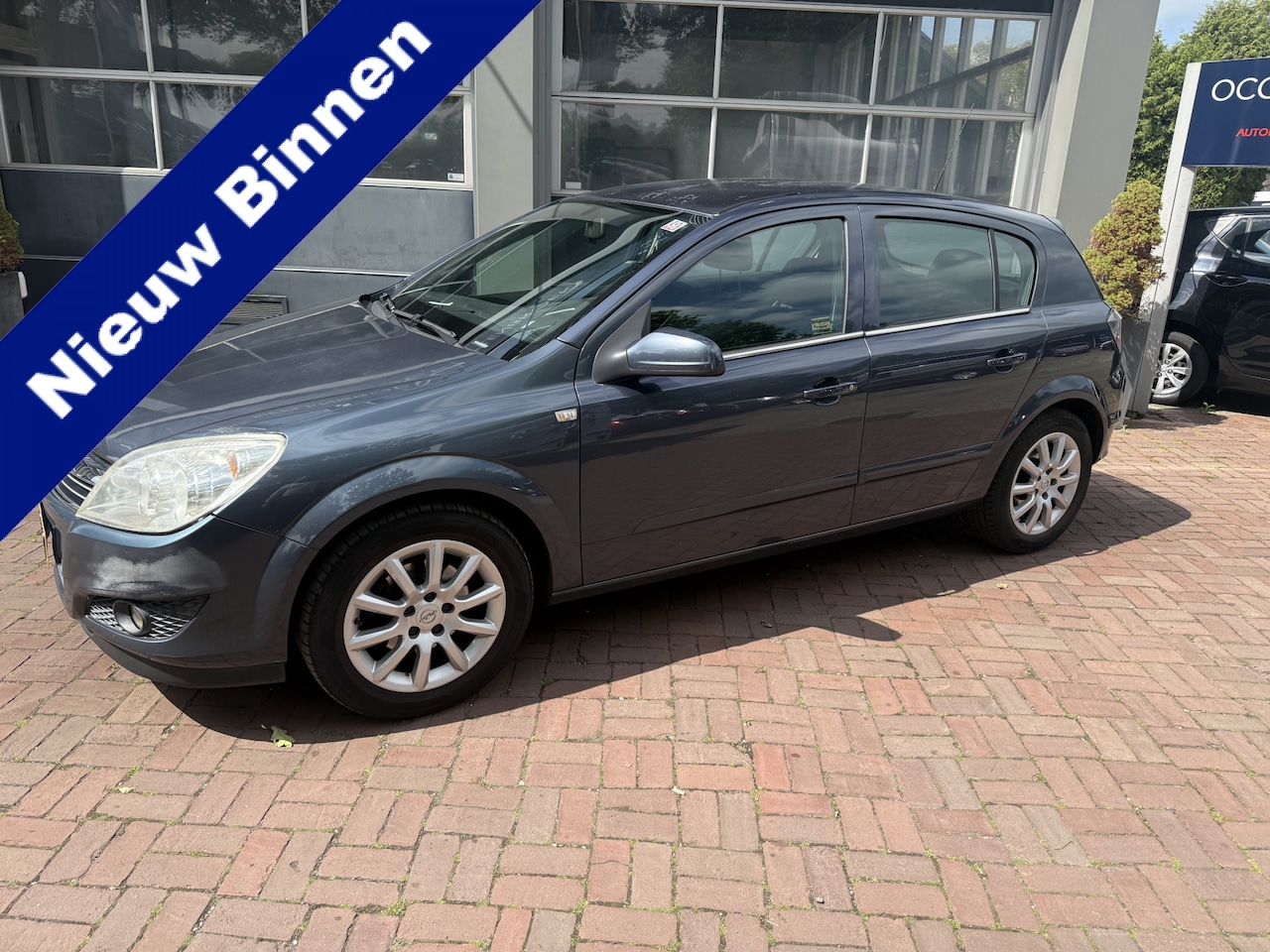 Opel Astra - 1.6 Temptation Bj 2007 Airco,Trekhhaak,Cruise,Pdc - AutoWereld.nl