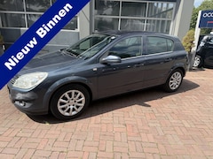 Opel Astra - 1.6 Temptation Bj 2007 Airco, Trekhhaak, Cruise, Pdc