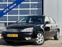 Ford Mondeo - 1.8 16v Futura 126pk | Aux | Bekerhouder | Climate control | Cruise Control | Navigatie |