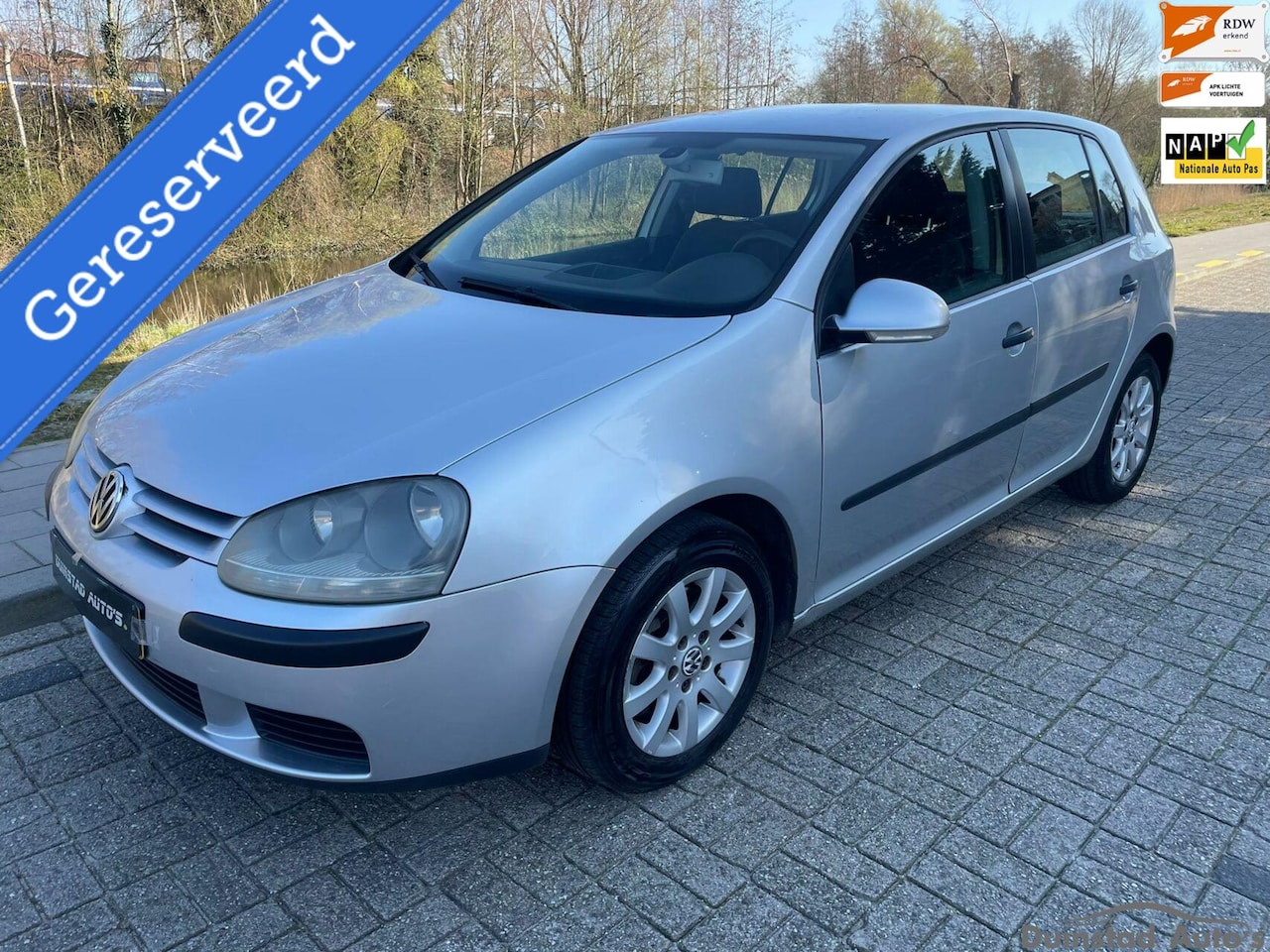 Volkswagen Golf - 1.6 FSI Comfortline GERESERVEERD - AutoWereld.nl