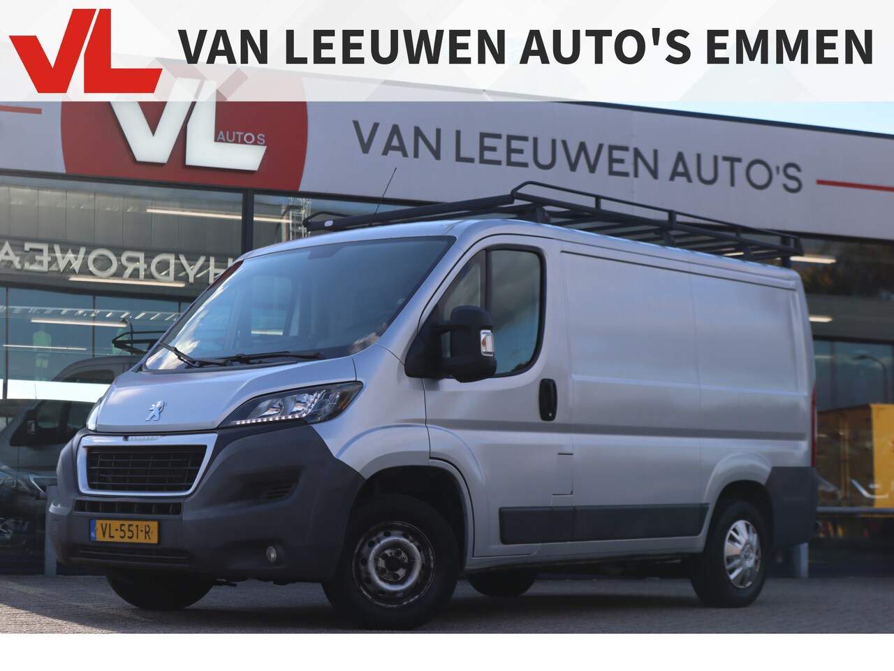 Peugeot Boxer - 330 2.2 HDI L1H1 Première | APK 17-03-2026 | Navi | Achteruitrijcamera | Imperial - AutoWereld.nl