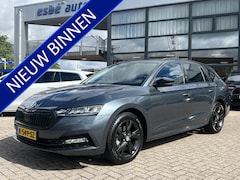 Skoda Octavia Combi - 1.0 e-TSI Automaat Business Edition Navi Trekhaak Camera Carplay ACC DAB Stoel + Stuurverw
