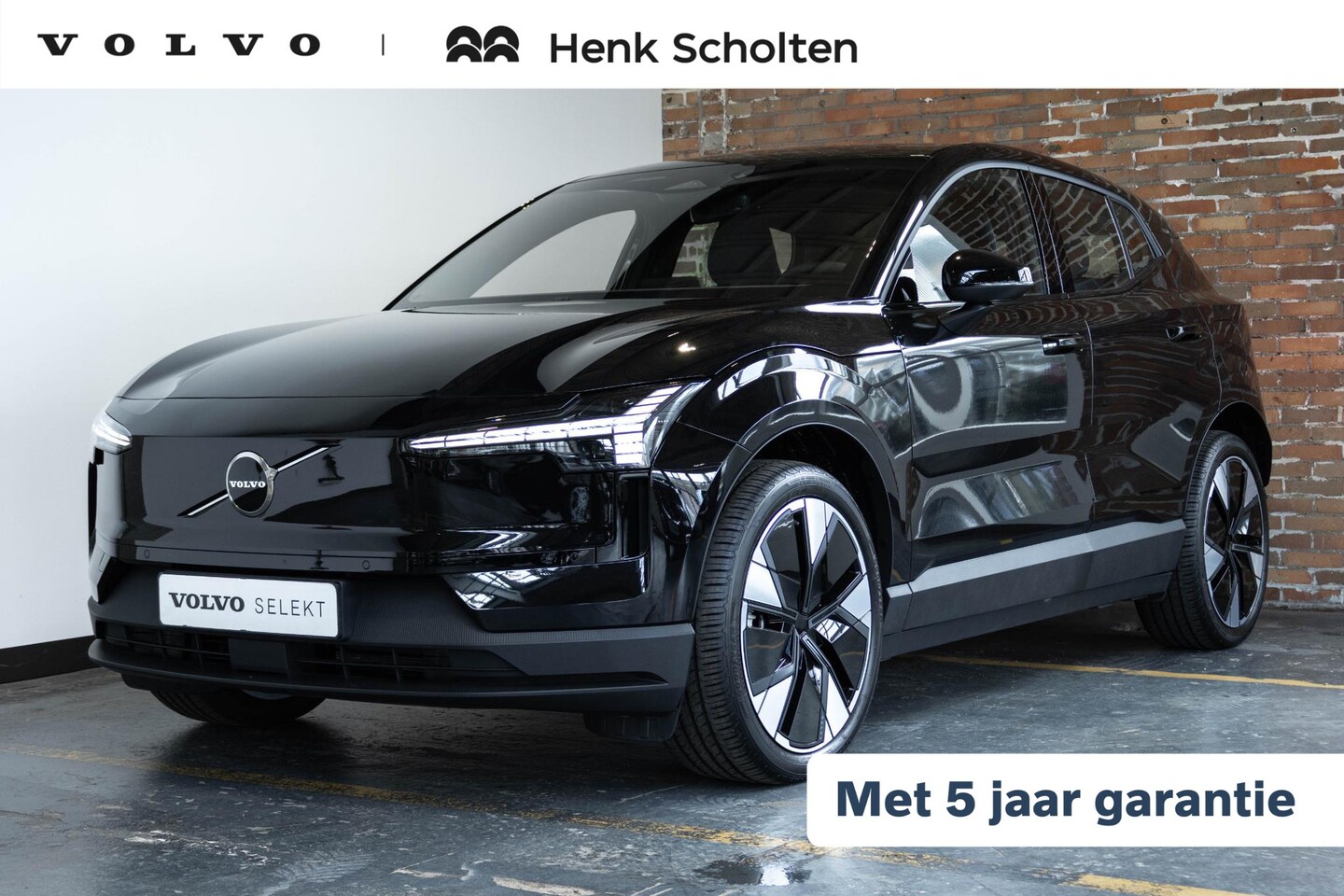 Volvo EX30 - Single Motor Extended Range Plus | Premium Audio by Harman Kardon | Keyless Entry | Achter - AutoWereld.nl