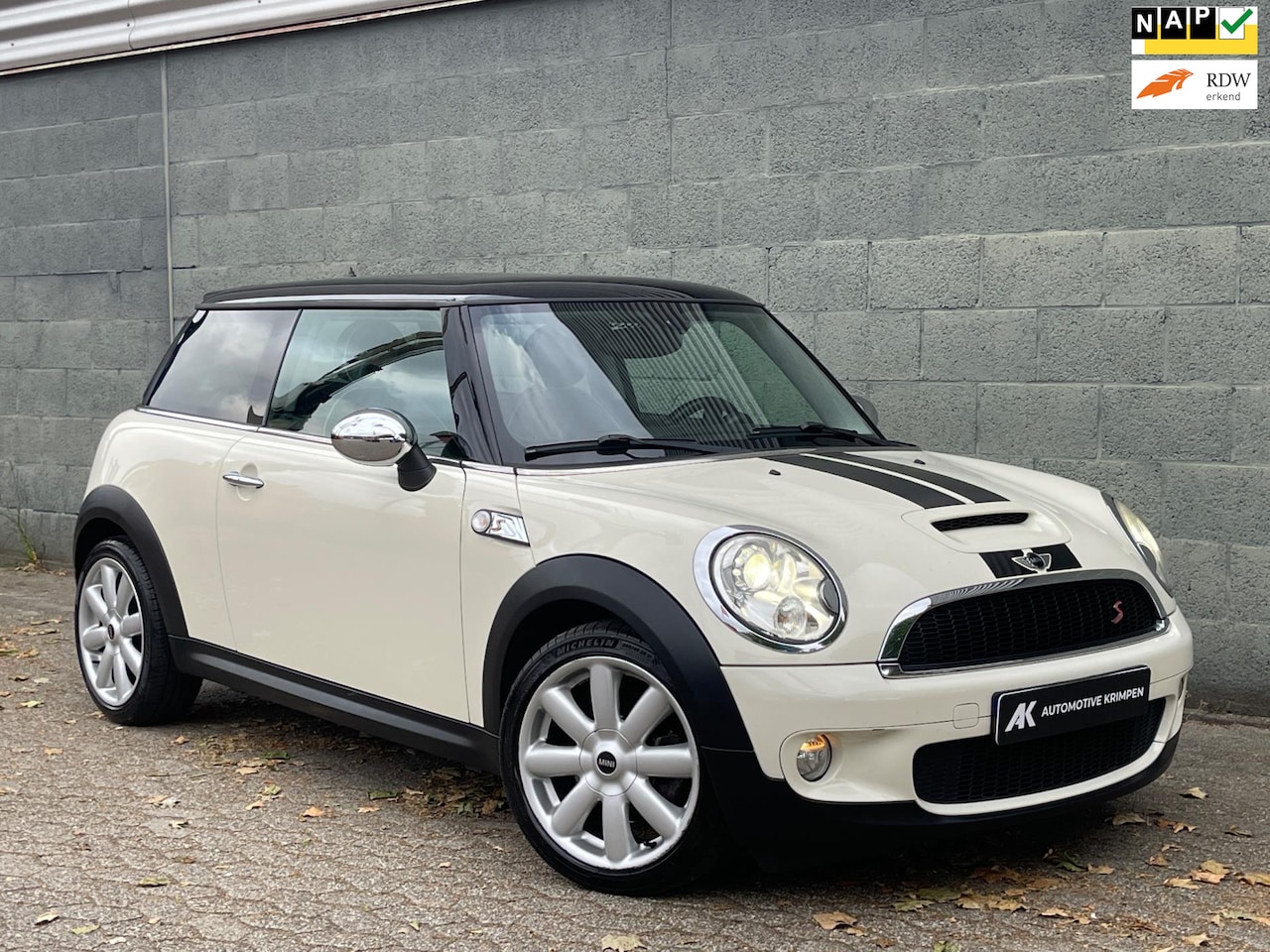 MINI Cooper S - Mini 1.6 Xenon|Leder|Stoelverw|Cruise|Lmv|Nap|Boekjes - AutoWereld.nl