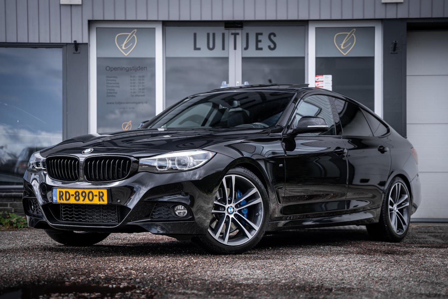 BMW 3-serie Gran Turismo - 320i M-Sport I Pano-dak I Leder I Head-up I NL-auto I 1e-eig. I NAP - AutoWereld.nl