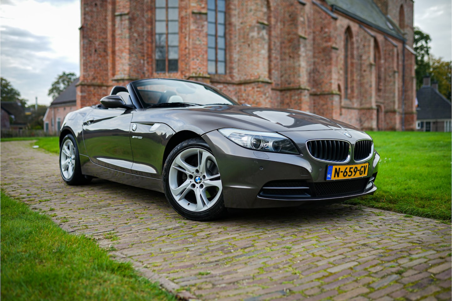 BMW Z4 Roadster - [E89] sDrive23i Aut. Design Pure White l Stuurverwarming l Xenon l Cruise Control - AutoWereld.nl