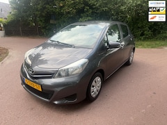 Toyota Yaris - 1.0 VVT-i Aspiration / Navi / Camera / NAP / Airco / Apk /