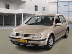 Volkswagen Golf - 1.6-16V Comfortline/NETTE VOERTUIG/TREKHAAK