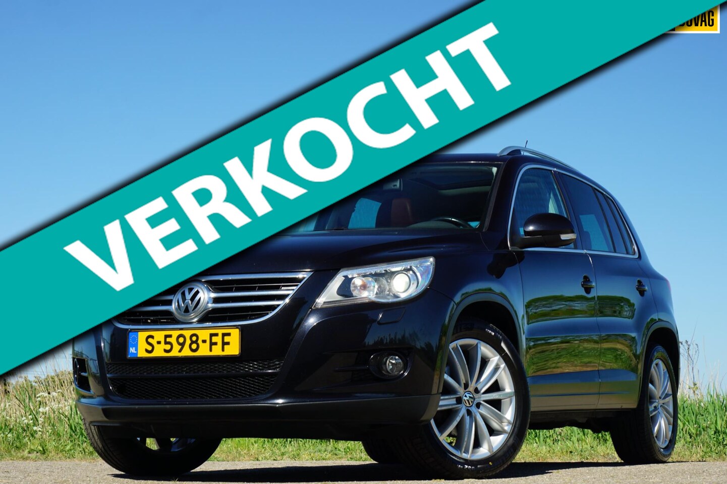 Volkswagen Tiguan - 1.4 TSI Comfort&Design 4Motion - Black Pearl - Leder/Panodak - Topstaat - AutoWereld.nl