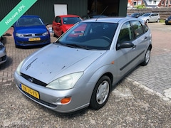 Ford Focus - 1.6-16V Trend Nieuwe APK