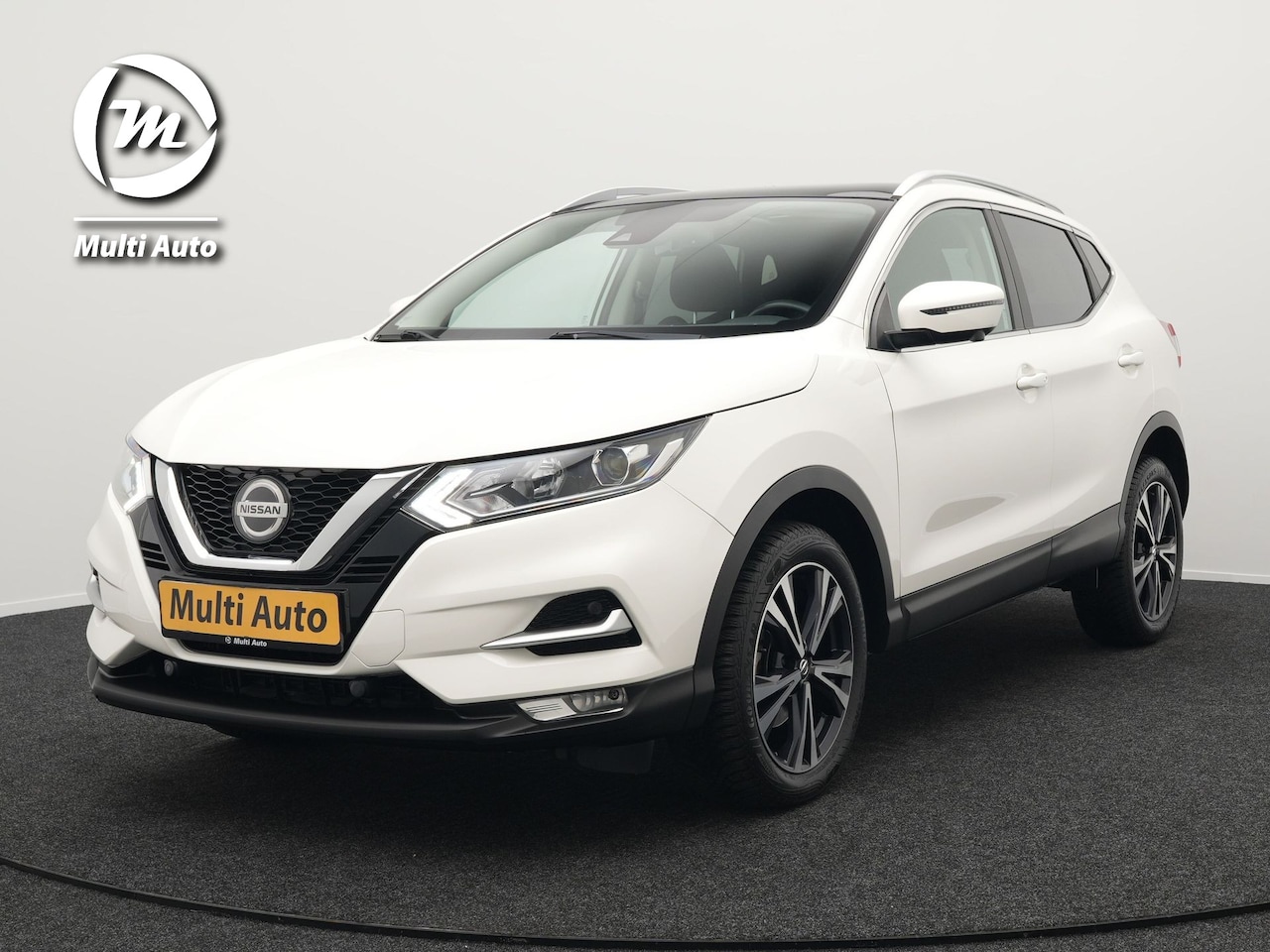 Nissan Qashqai - 1.3 DIG-T N-Connecta Automaat Dealer O.H. | Panodak | Sportstoelen Verwarmd | Apple Carpla - AutoWereld.nl