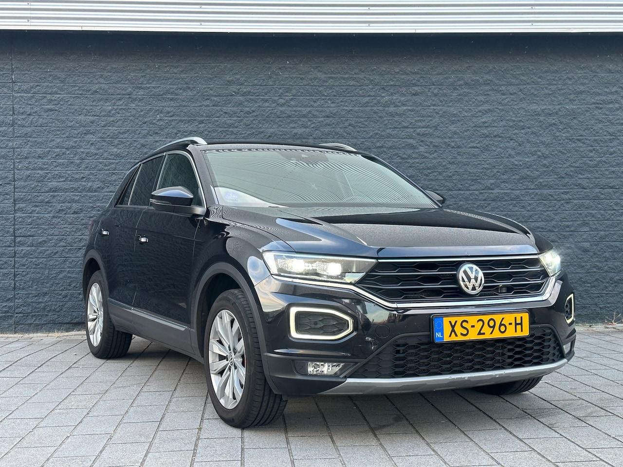 Volkswagen T-Roc - 1.5 TSI Sport 1.5 TSI Sport - AutoWereld.nl
