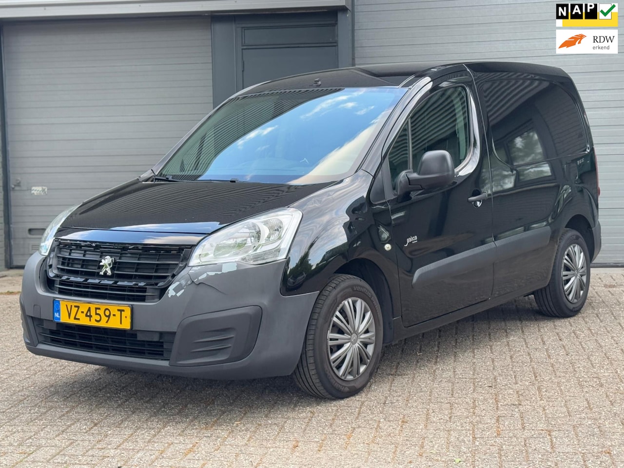 Peugeot Partner - 120 1.6 BlueHDi 75 L1 XR 120 1.6 BlueHDi 75 L1 XR - AutoWereld.nl
