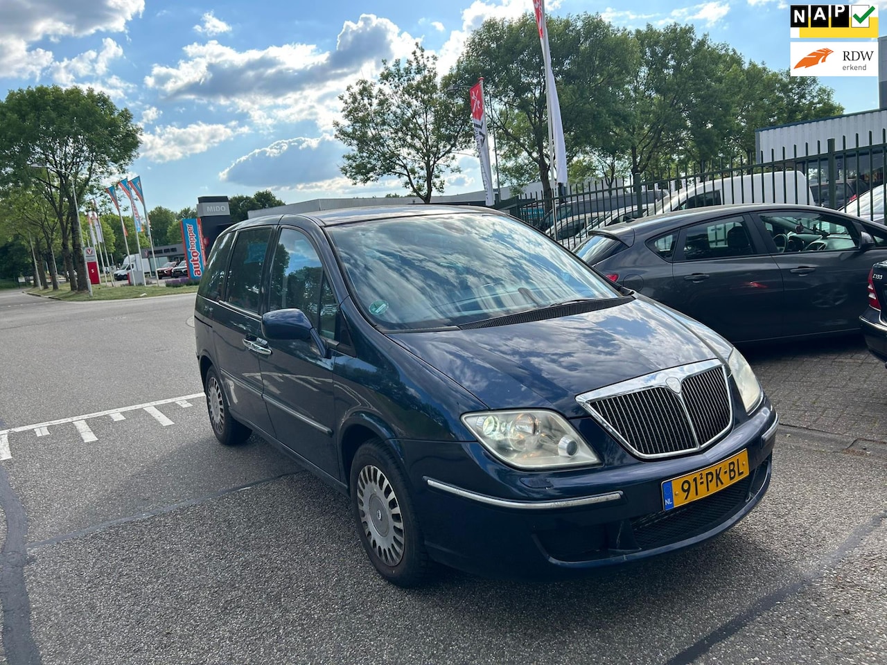 Lancia Phedra - 3.0-24V V6 Emblema 3.0-24V V6 Emblema - AutoWereld.nl