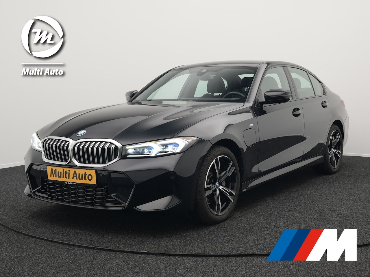 BMW 3-serie - 330e M Sport Plug In Hybrid 293pk PHEV | Widescreen Navi |Head Up | Alcantara Sportstoelen - AutoWereld.nl