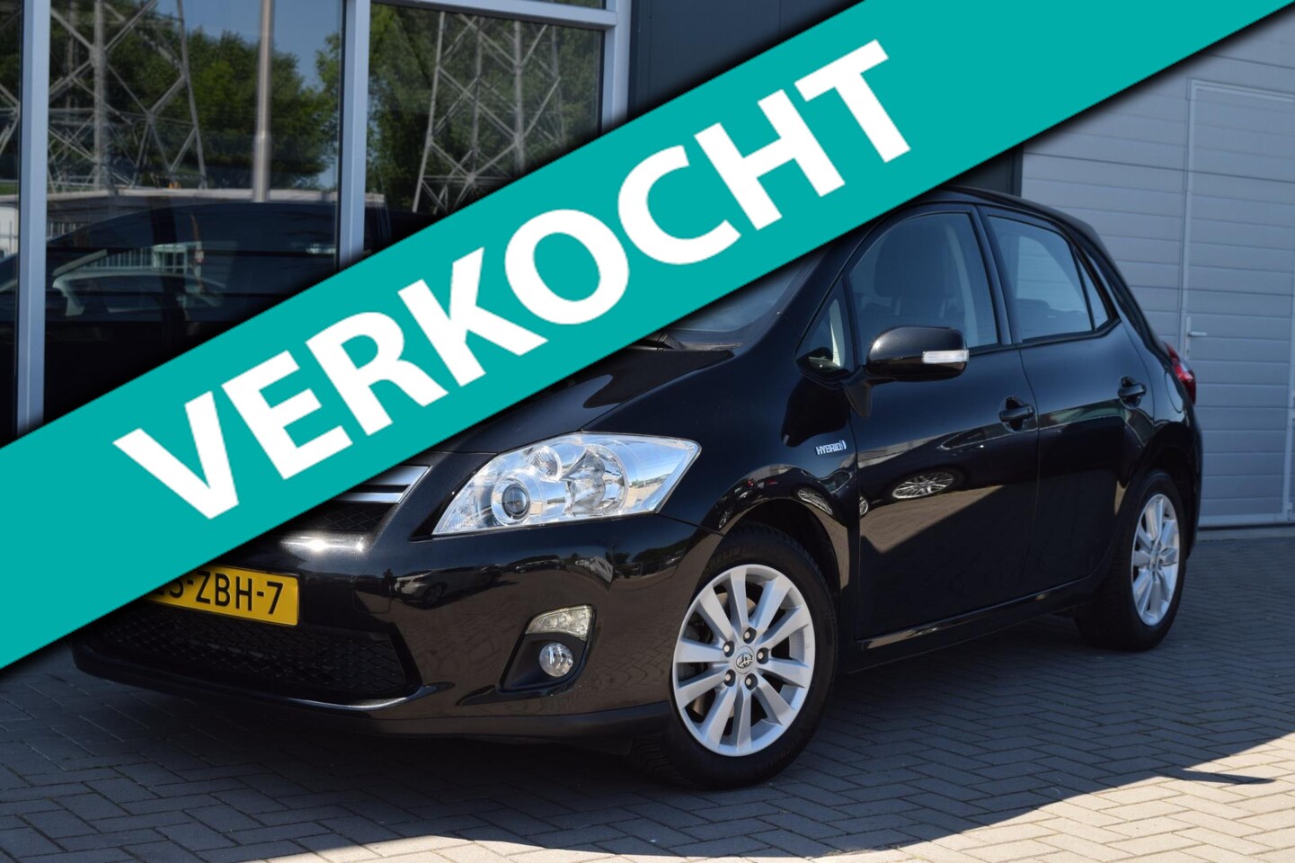 Toyota Auris - 1.8 Full Hybrid Executive Business | Automaat | Clima | Cruise | NAP + APK 5-2026 ! - AutoWereld.nl