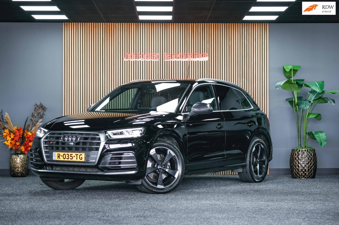 Audi SQ5 - 3.0 TFSI SQ5 quattro | Pano | Luchtvering - AutoWereld.nl