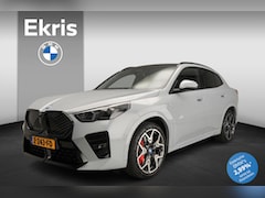 BMW iX2 - xDrive30 | M-Sportpakket | LED | HUD | Schuifdak | Trekhaak | Elektr. zetels | Active crui