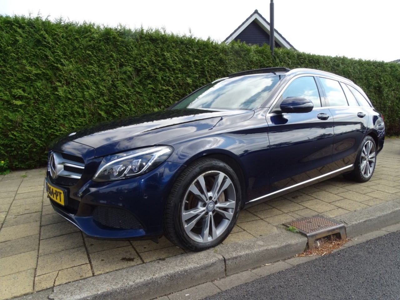 Mercedes-Benz C-klasse - 350 E LEASEED. PLUS-Pano-Media-Leer-Trkh-Led - AutoWereld.nl