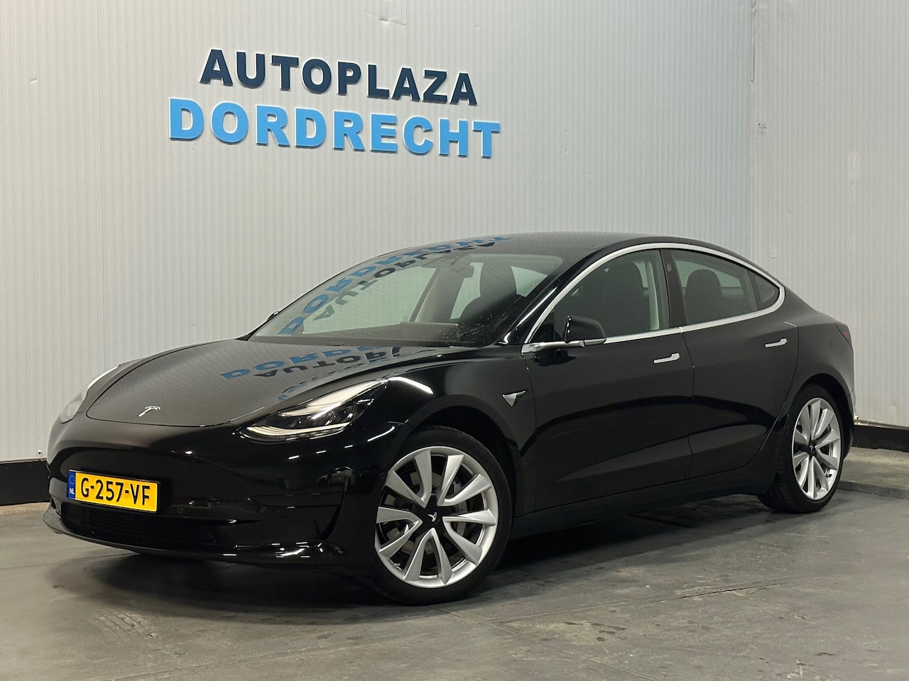 Tesla Model 3 - Standard RWD Plus 60 kWh - AutoWereld.nl