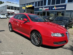 Alfa Romeo GT - 3.2 V6 Distinctive