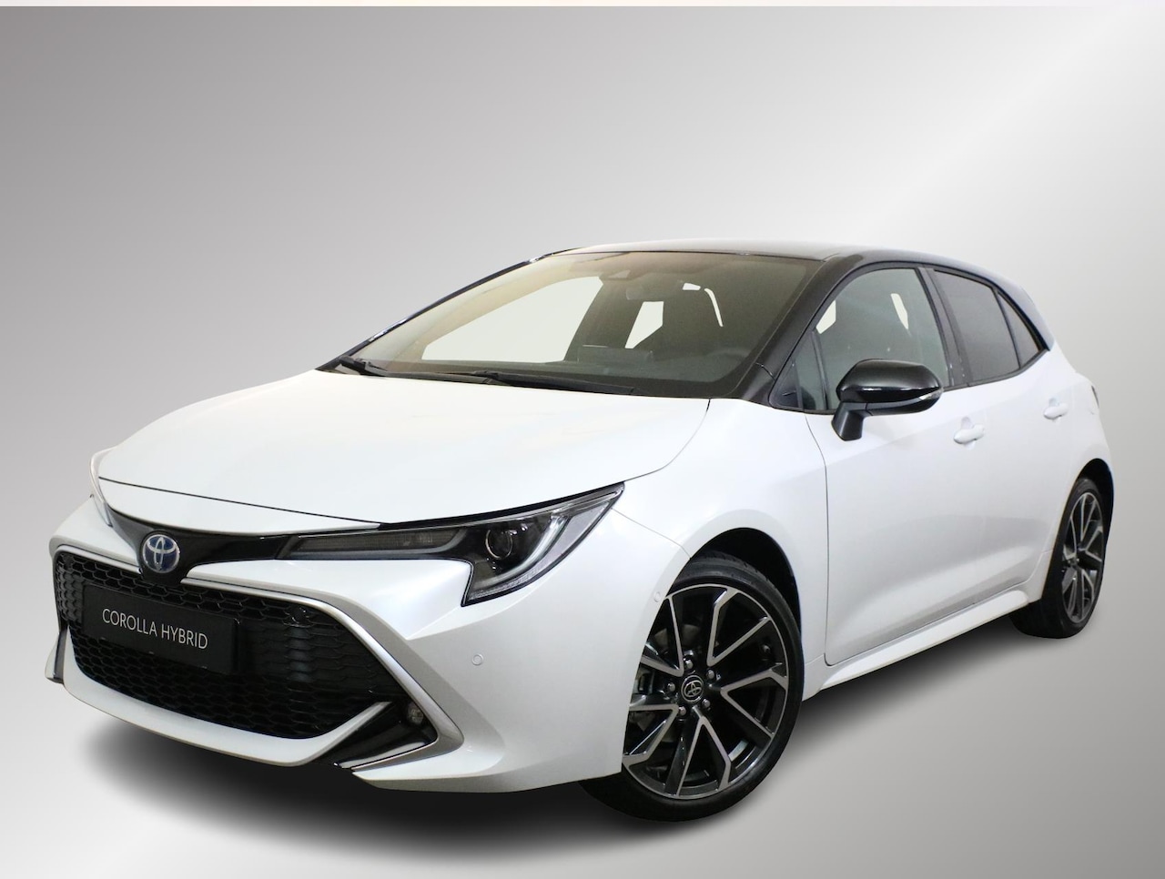 Toyota Corolla - 1.8 Hybrid Executive 1.8 Hybrid Executive, Bitone, Head Up, NAVI, Apple carplay, Android auto - AutoWereld.nl