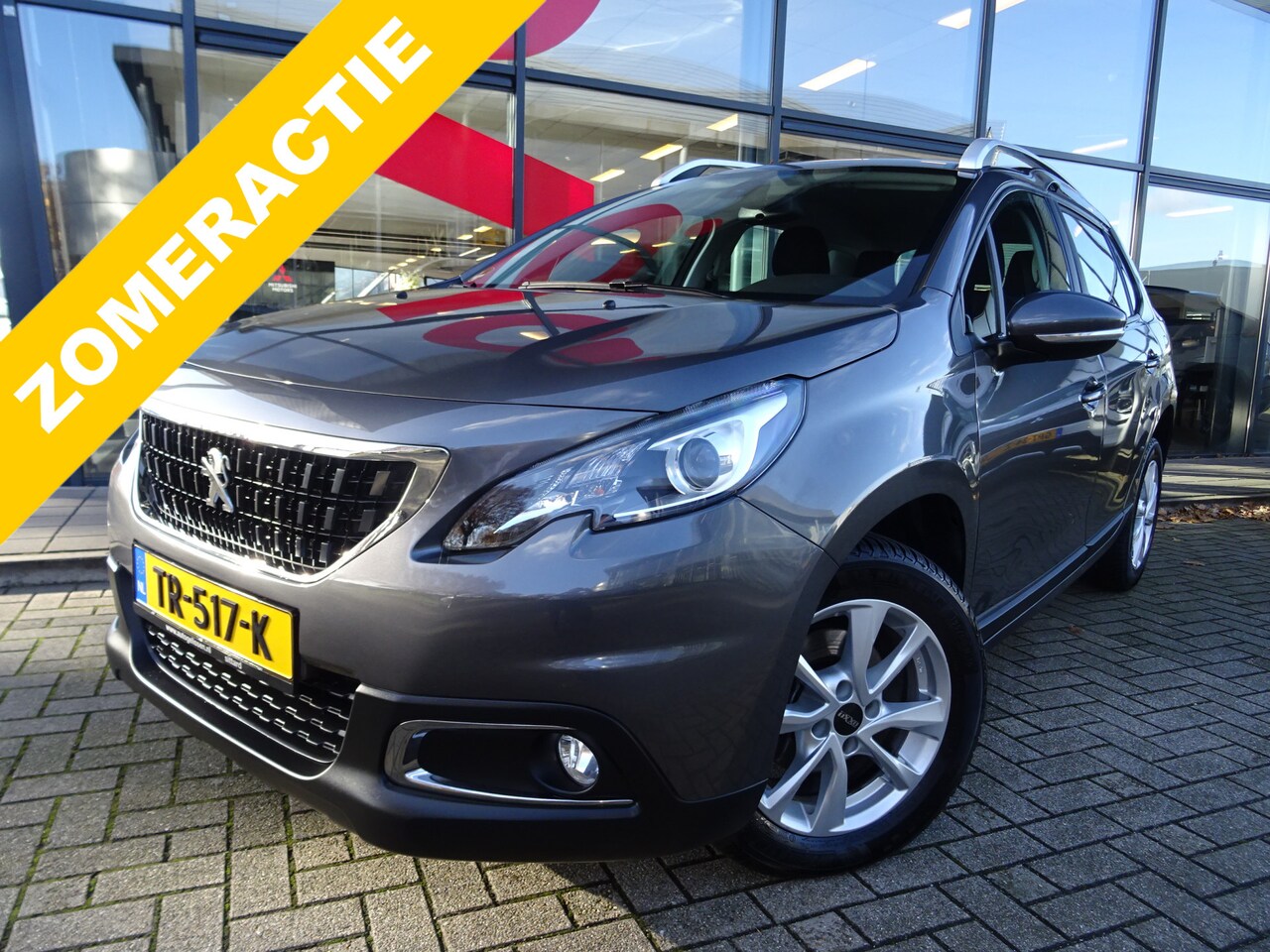 Peugeot 2008 - 1.2 PureTech Blue Lion 130 PK | NAVIGATIE | TREKHAAK | CRUISE CONTROL | APPLE CARPLAY | AN - AutoWereld.nl