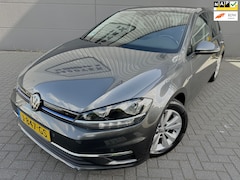 Volkswagen Golf - 1.5 TSI BLUE MOTION Business*stoelmassage-camer*NAVI*PARK SENSOREN*STOEL VERWARMING*CarPla