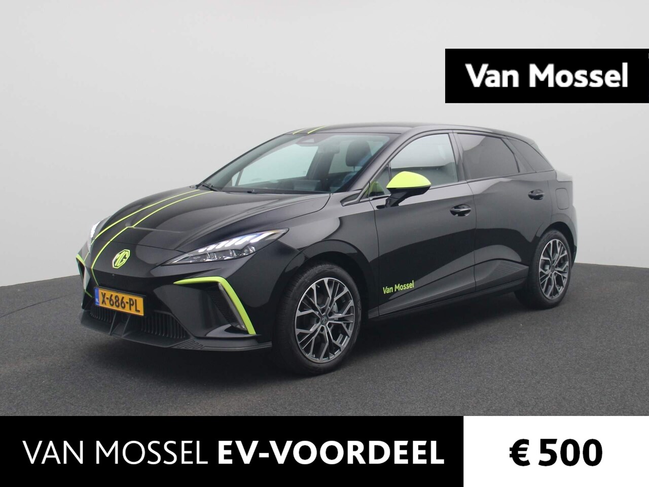 MG MG4 Electric - Long Range Luxury 64 kWh MG 4 Long Range Luxury 64 kWh | Speciale Striping | 18'' Velgen | - AutoWereld.nl