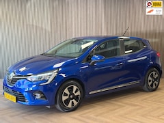 Renault Clio - 1.0 TCe Business Zen TREKHAAK AIRCO PDC CRUISE NAVIGATIE BLUETOOTH LANE ASSIST KEYLESS-GO