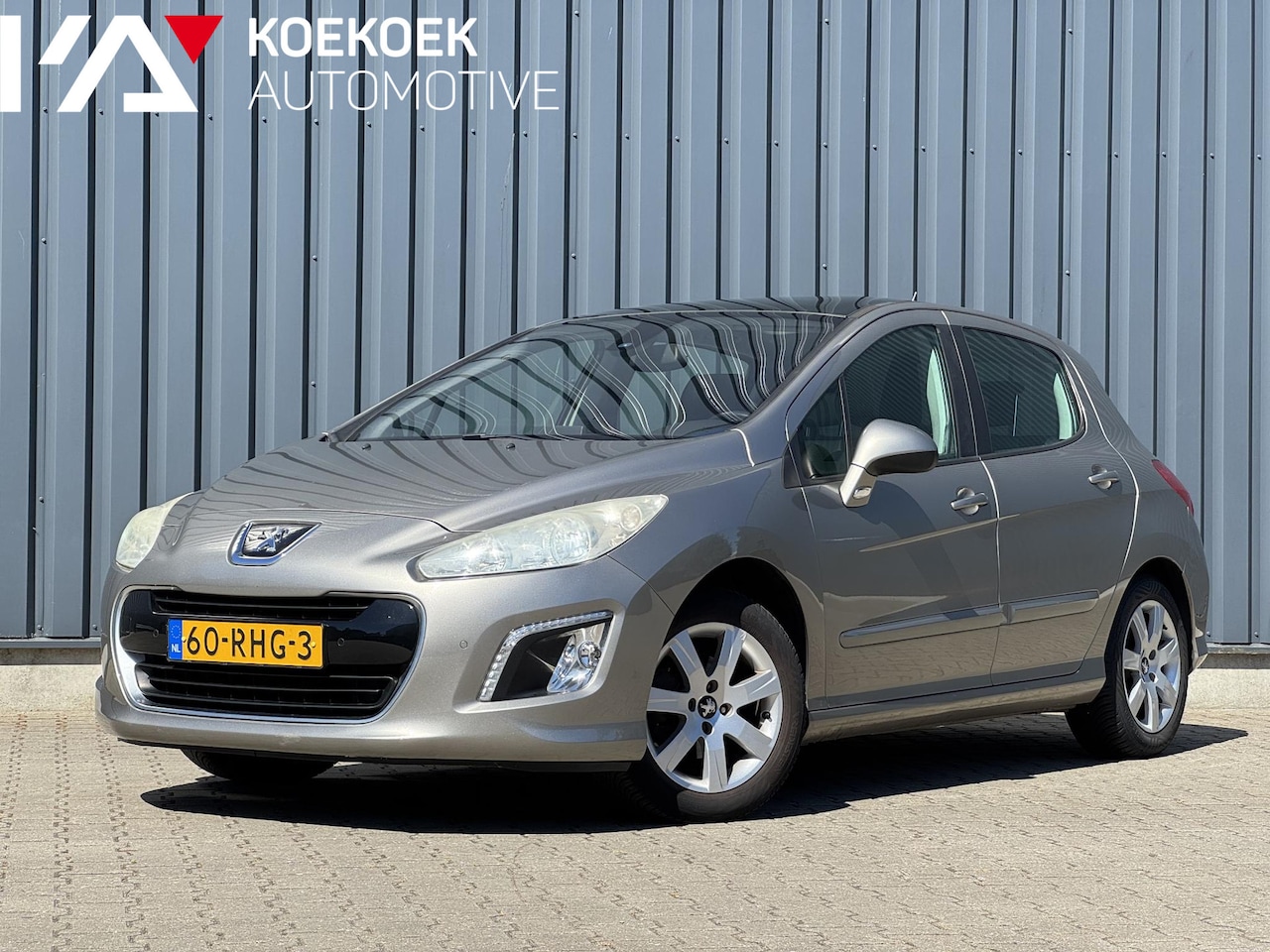 Peugeot 308 - 1.6 VTi Première | Cruise Control | Airco - AutoWereld.nl