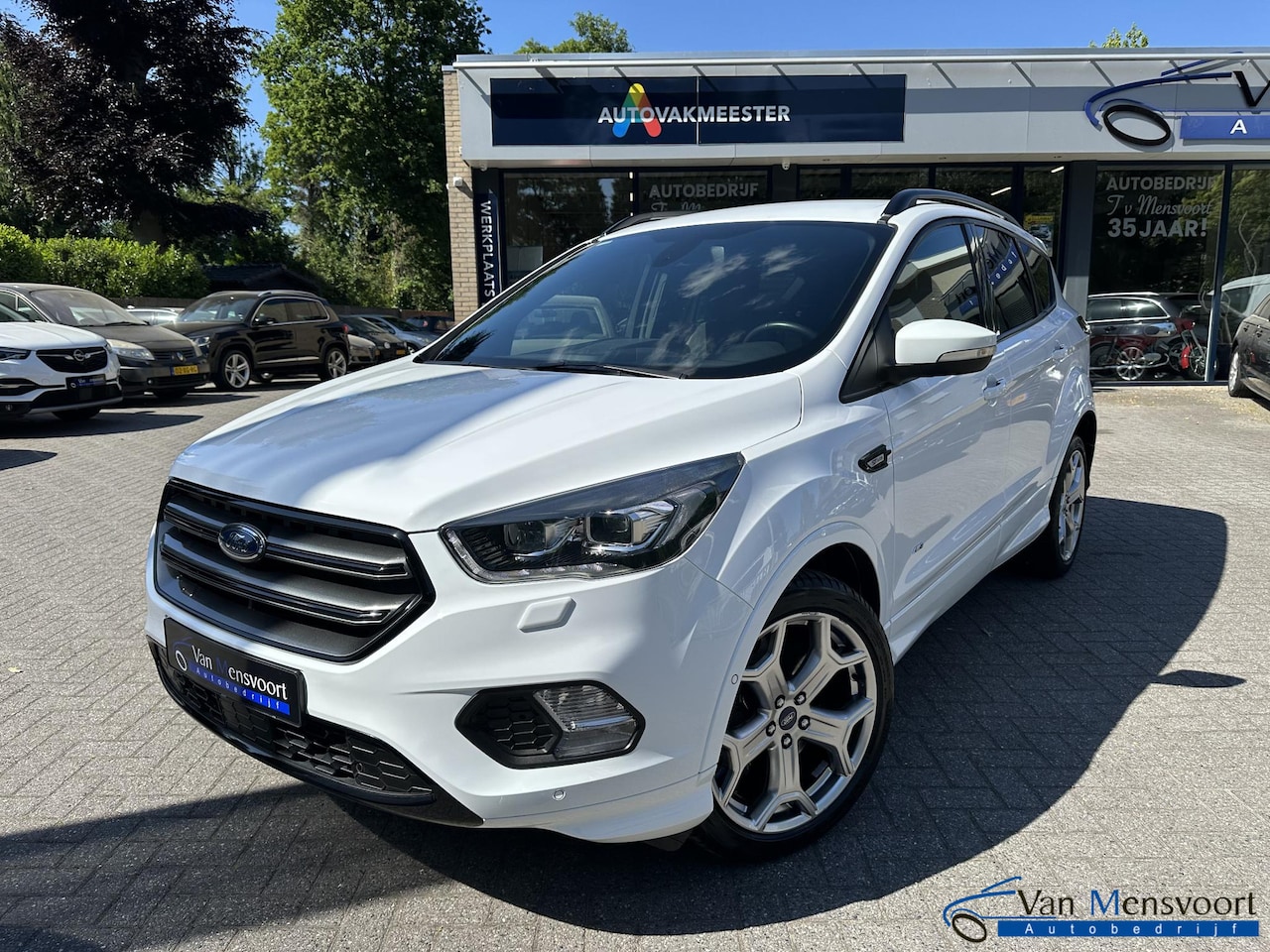 Ford Kuga - 1.5 EcoBoost 182PK AWD Automaat ST-Line LED|Camera|DAB|Sony|Keyless - AutoWereld.nl