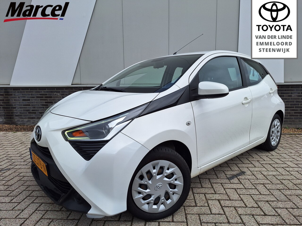 Toyota Aygo - 1.0 VVT-i X-play | Airco | Achteruitrijcamera | - AutoWereld.nl